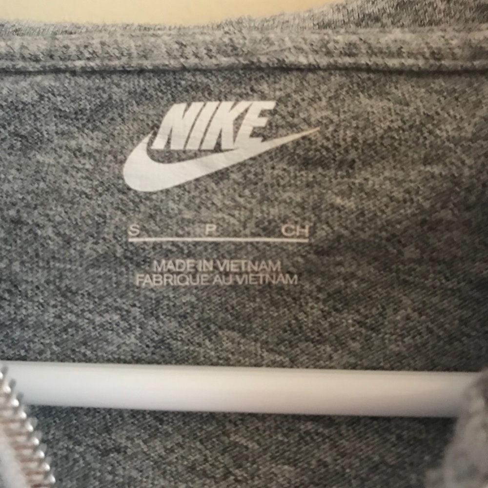 Nike zip-up - Picture 2 of 3